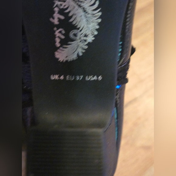 Ruby Shoo Antoinette in Navy Size 6 - Picture 7 of 7